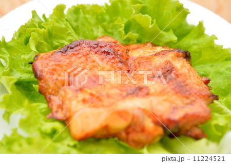 ローストチキン（国産の鶏肉）。 11224521