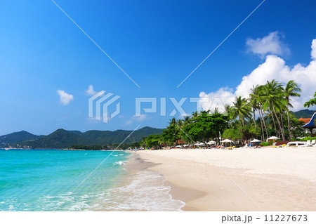 View of Chaweng beach, Koh Samui, Thailand 11227673