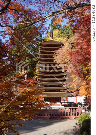 談山神社　十三重塔 11234032