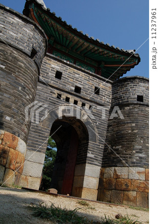 韓国　水原　世界遺産 11237961