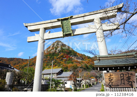 秋の太郎坊宮 11238416