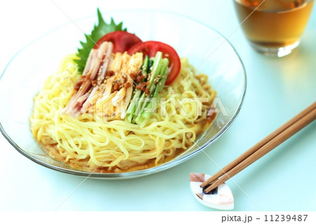 冷やし中華 11239487