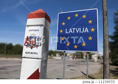 Latvia country border sign 11239555