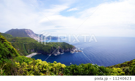 神津島　三浦湾の風景 11240623