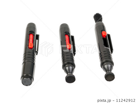 Lens cleaning pen 11242912
