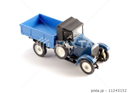 Collection scale model of the retro truck 11243152