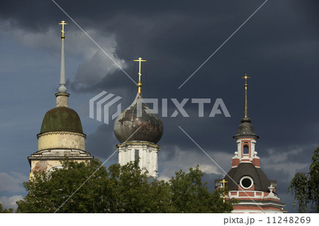 domes of the old Russian churches 11248269