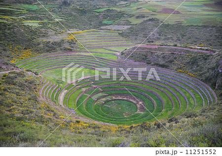 ペルー クスコ郊外 モライ遺跡 ペルー クスコ郊外 モライ遺跡 11251552