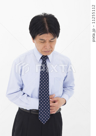 スーツを着た男性 スーツを着た男性 11255112
