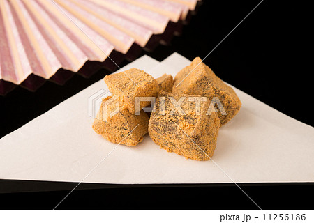 わらびもち、黒糖入り 11256186