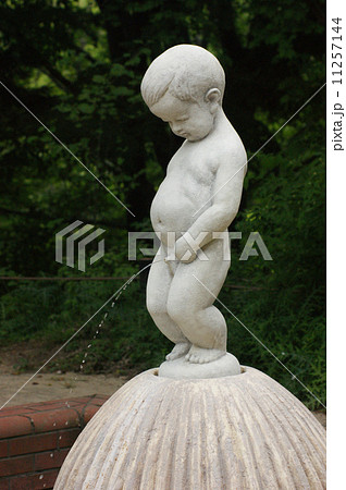 子供 銅像 東京都のおすすめ銅像・モニュメント 36選