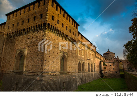 ミラノ ミラノ 11258944