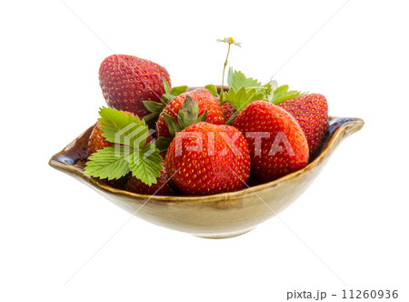 Ripe strawberry Ripe strawberry 11260936