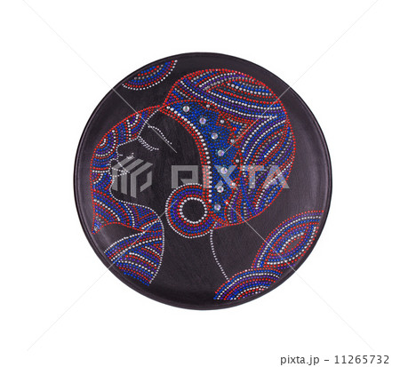 Ceramic plate varnished. 11265732