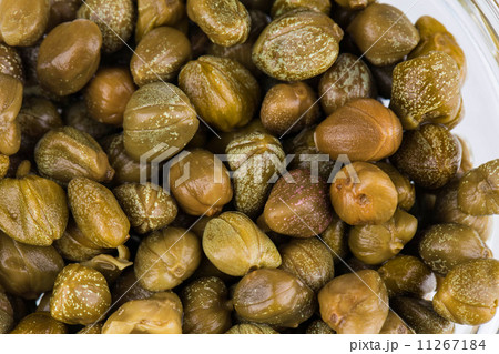 appetizing capers 11267184