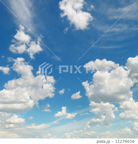 clouds in the blue sky 11276016
