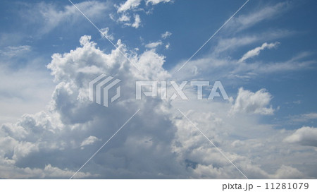 空 11281079