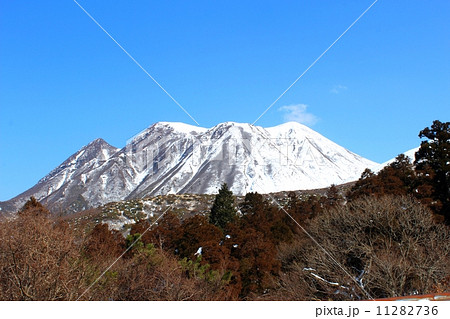 冠雪した三股山 冠雪した三股山 11282736