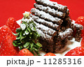 手作りのクリスマスケーキ 11285316
