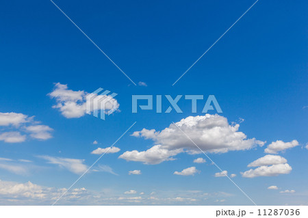 blue sky with cloud closeup 11287036