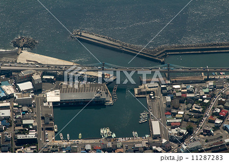 小田原漁港を空撮 小田原漁港を空撮 11287283