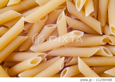 penne dry pasta 11290486