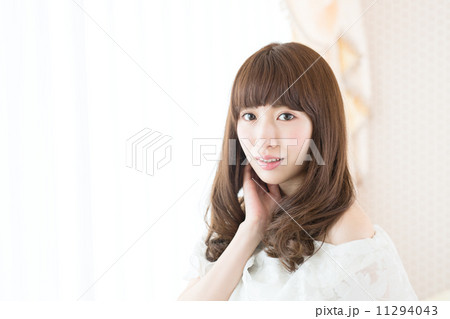 爽やかな女性 ヘアスタイルイメージ 爽やかな女性 ヘアスタイルイメージ 11294043