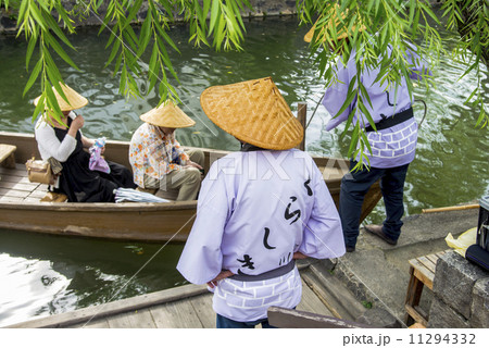 川舟流しの船頭 11294332