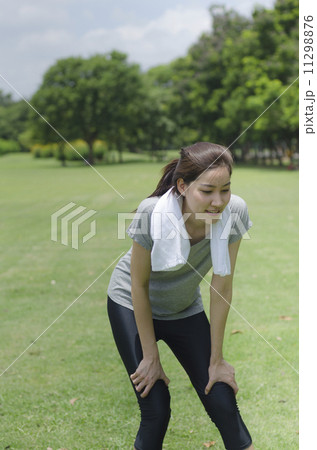 Asian women are tired after exercising 11298876