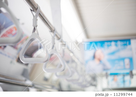 電車の吊革 11299744