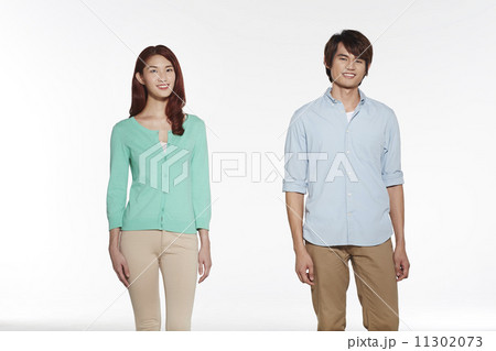 Young Couple 11302073