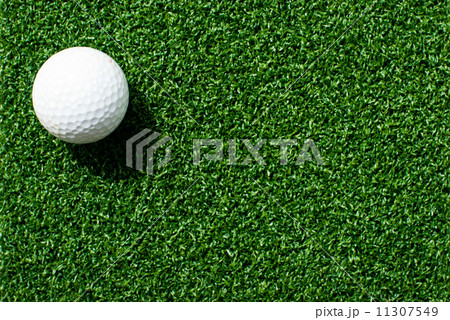 golf ball on court  11307549