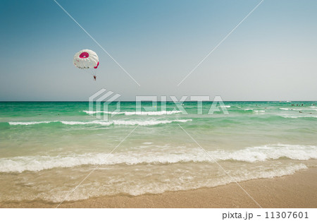 parasailing 11307601