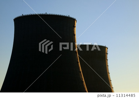 NUCLEAR POWER PLANT COOLING TOWERS 11314485