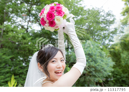 ブーケ　新婦　ブーケトス 11317795