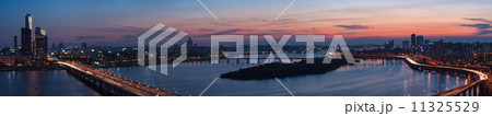Seoul Sunset 11325529