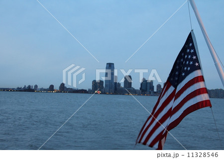 星条旗と摩天楼 11328546
