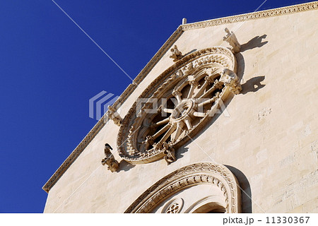 ジョヴィナッツォ Giovinazzo ジョヴィナッツォ Giovinazzo 11330367