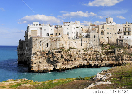 ポリニャーノ ア マーレ Polignano A Mareの写真素材 11330584 Pixta