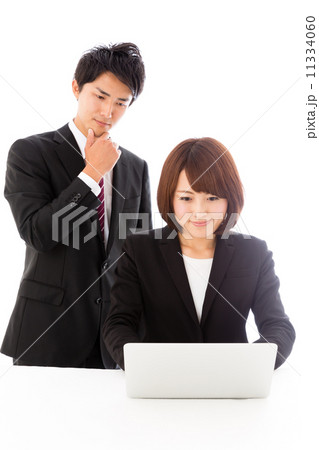 ビジネスチームイメージ 11334060