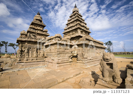 Shore Temple - Mahabalipuram - India Shore Temple - Mahabalipuram - India 11337123