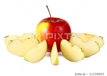 cut apple cut apple 11338002