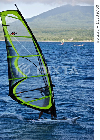 ウィンドサーフィン（本栖湖／山梨県南都留郡富士河口湖町･南巨摩郡身延町） 11339700