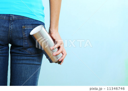 woman paints the wall woman paints the wall 11346746