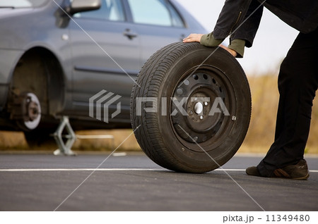 Tyre Change 11349480