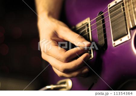 guitar solo 11354364