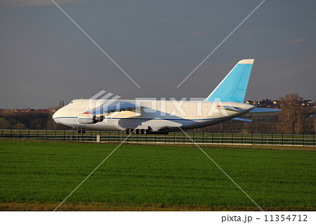 Cargo plane 11354712