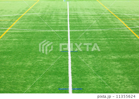 人工芝のサッカー場センターサークル 人工芝のサッカー場センターサークル 11355624