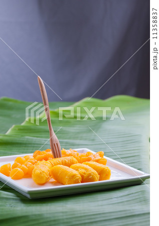 Thai desset Thai desset 11358837