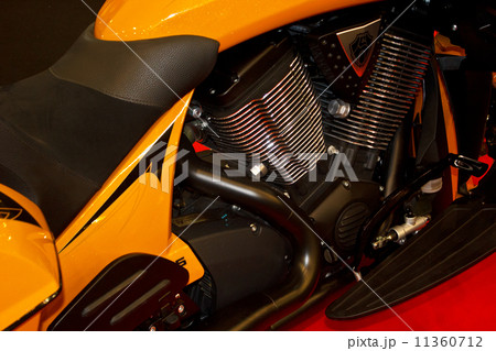 yellow chopper engine 11360712
